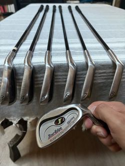 Golf iron set tour edge SP1 3-9 regular graphite shafts