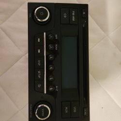 2015 Nissan Sentra Radio