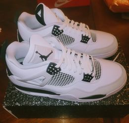Jordan Retro 4 "Military" Size 12.5 $450