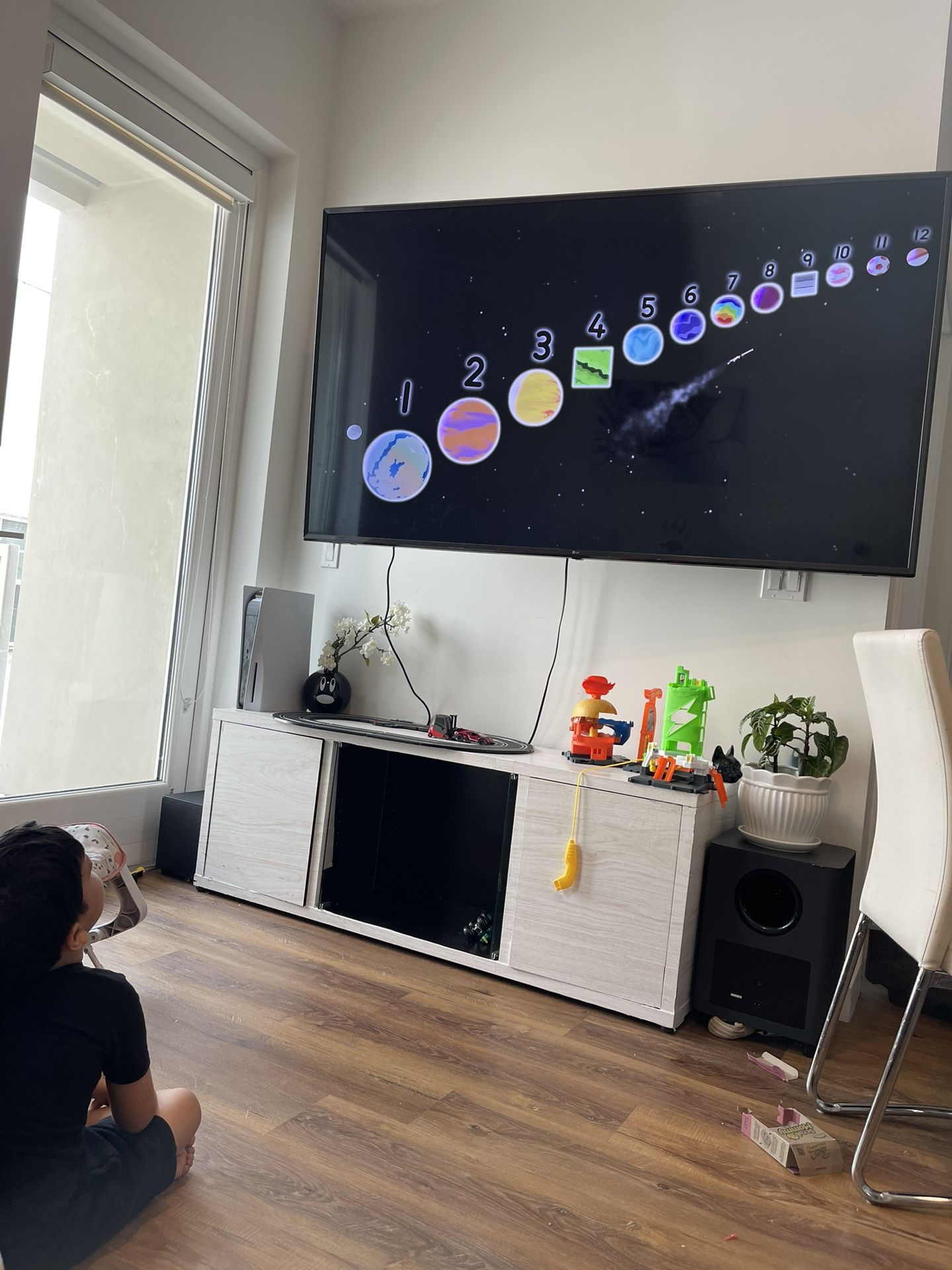 LG TV 75inch 