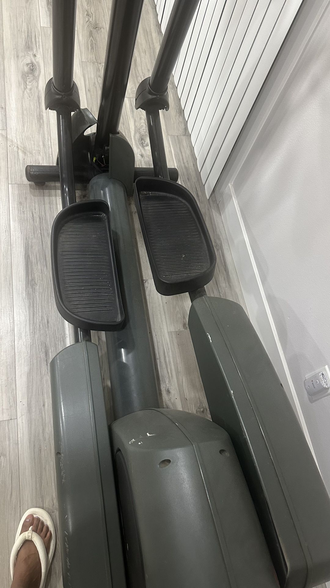 Lateral Elliptical 