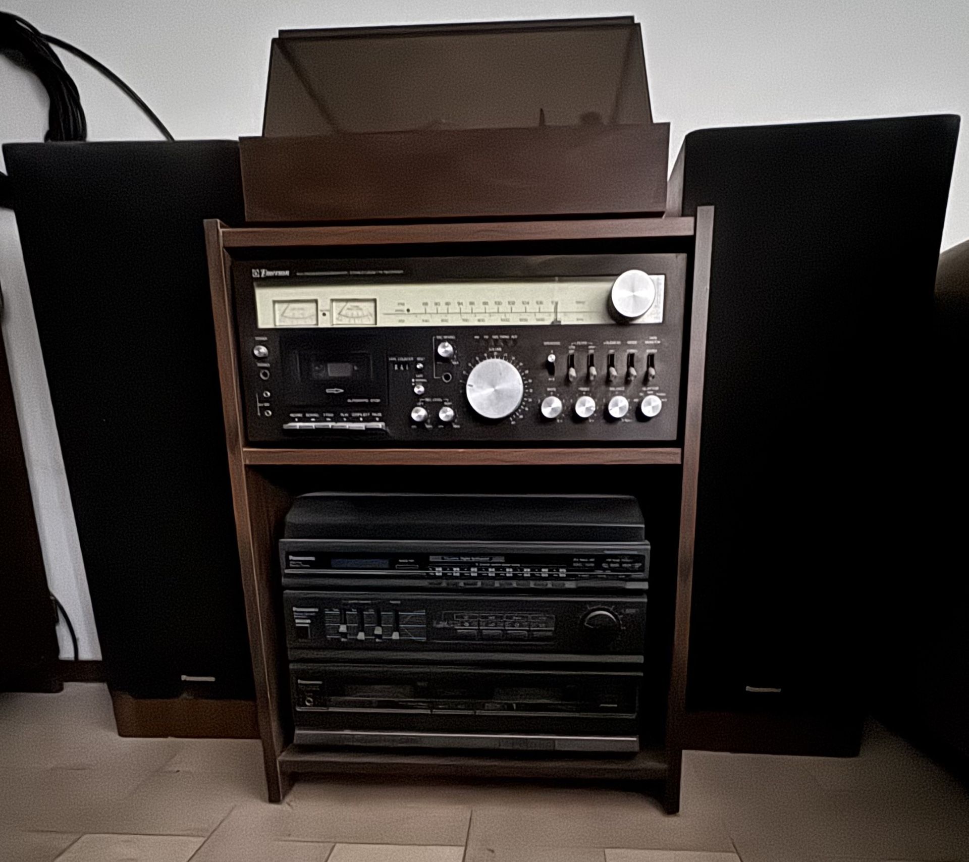 Vintage Hi-Fi Stereo Systems
