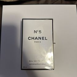 Chanel N 5 Eau De Parfum 6.8 Oz for Sale in Houston, TX - OfferUp