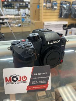 Panasonic Lumix GH6