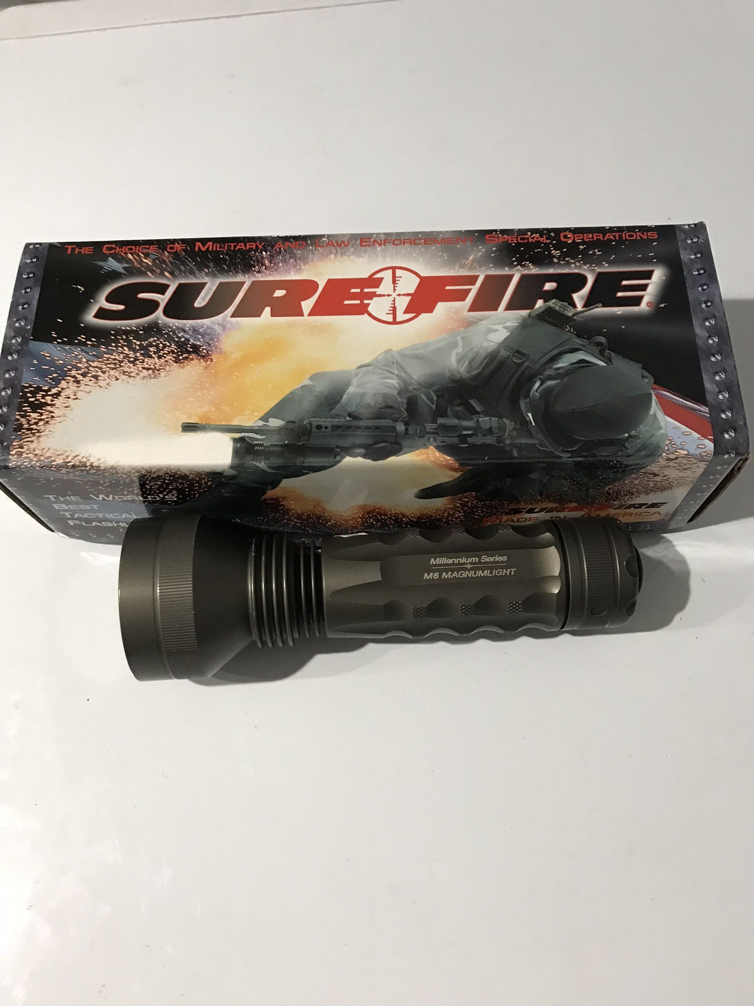 Surefire M6 Millennium Magnum Flashlight