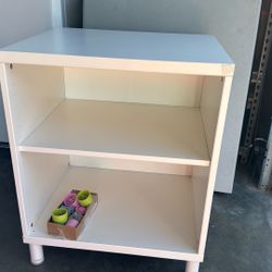 Storage Shelf With Additional Colored Legs