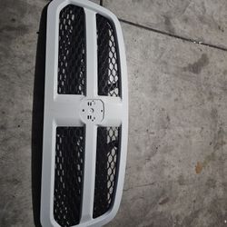 Parrilla Dodge Ram 2019 1500