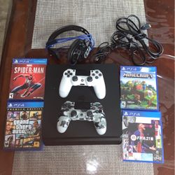 PS4 Slim Good Condition 