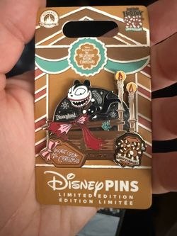 Disney Haunted Mansion Holiday Limited Release Pin (Scary Teddy)