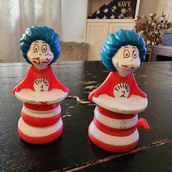 Thing 1 and Thing 2 Figure Bundle