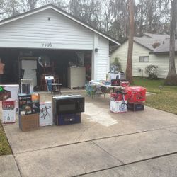 Garage Sale Chickasaw And  Lake Underhill