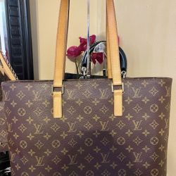 Authentic Louis Vuitton Luco Shoulder Tote  Bag