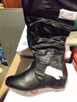 Botas size 11 muy suaves colores gris y negro