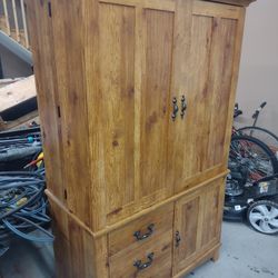 Armoire