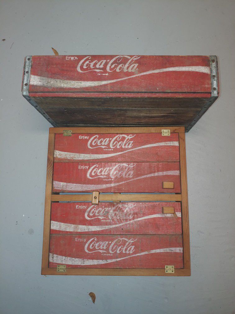 Coca Cola Shelf And Carrier