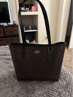 Coach signature city tote
