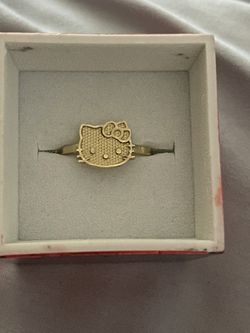 Hello Kitty Gold Ring