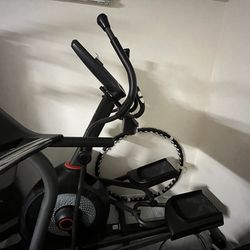 Schwinn 470 Elliptical Machine – Excellent Condition