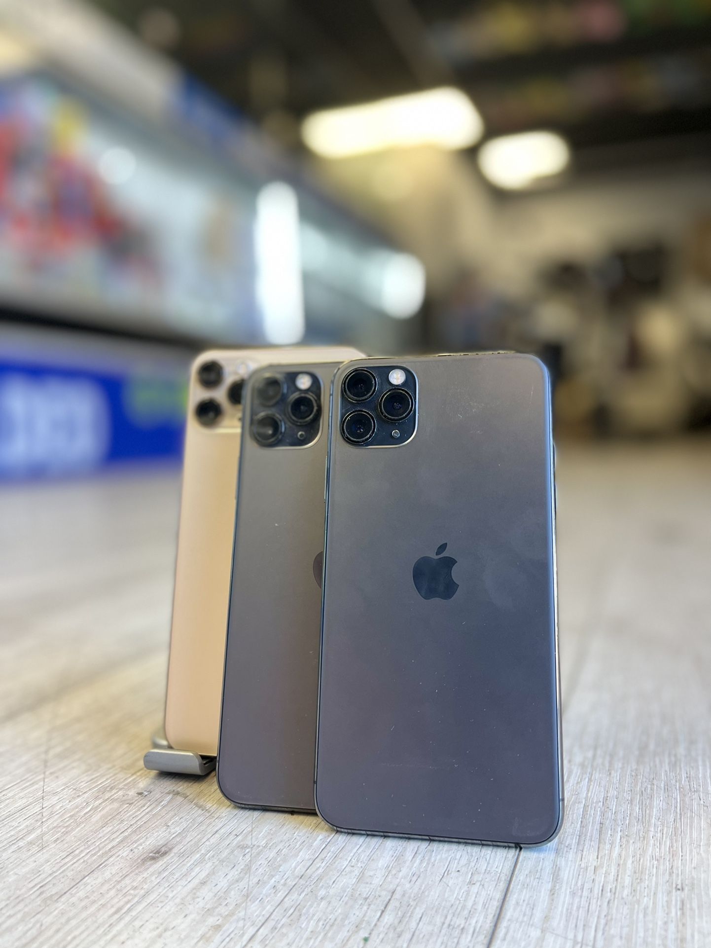 iPhone 11 Pro Max (Unlocked)