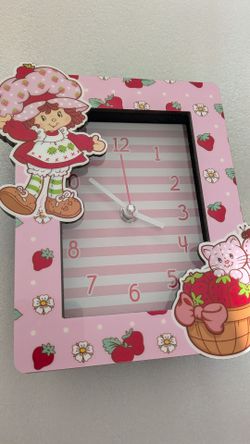 Strawberry 🍓 shortcake 🍰 table top clock