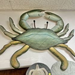 New Large Handcrafted Carved Blue Crab 