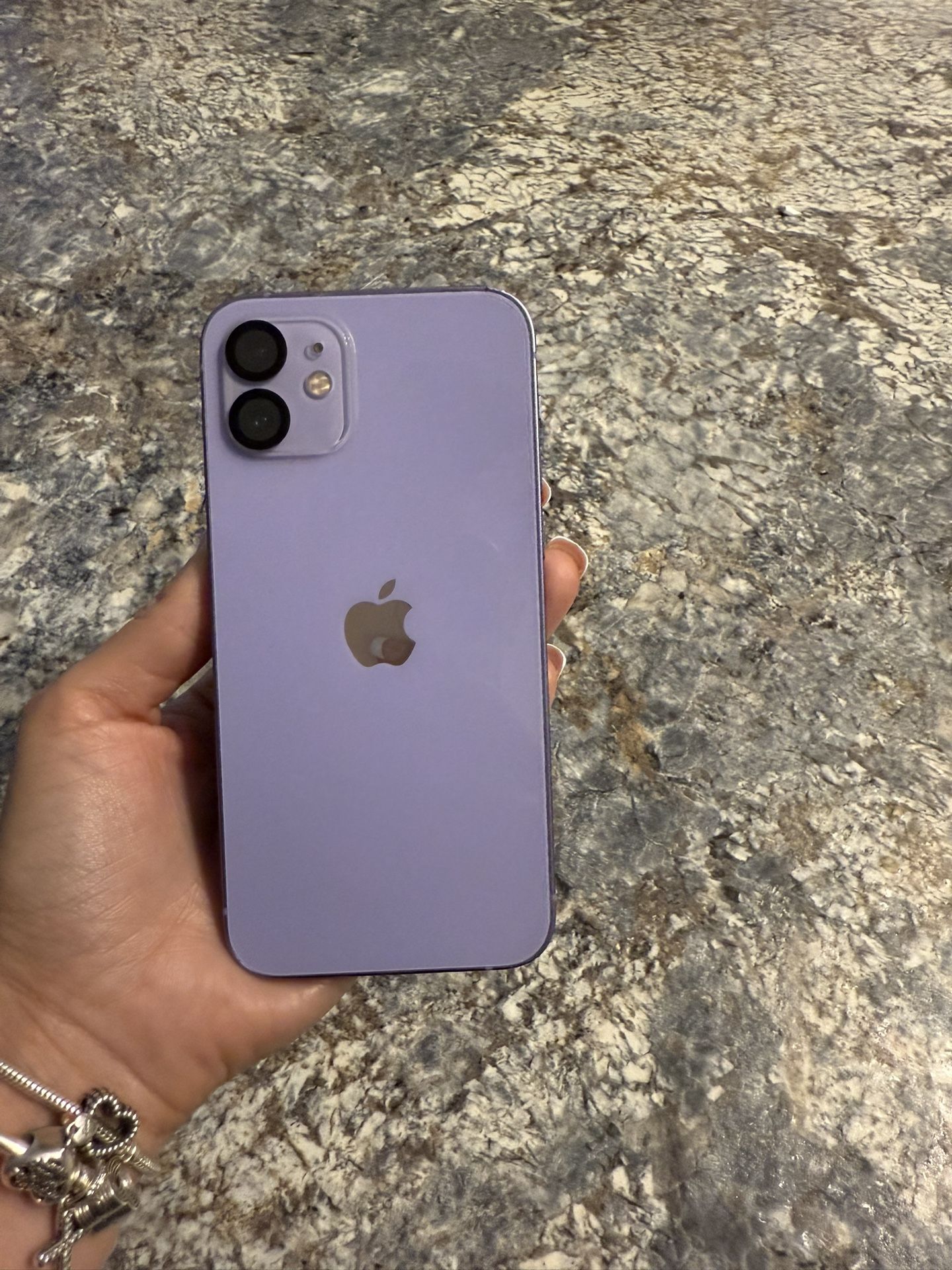 iPhone 12 64 GB