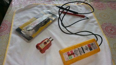 3 voltage tester