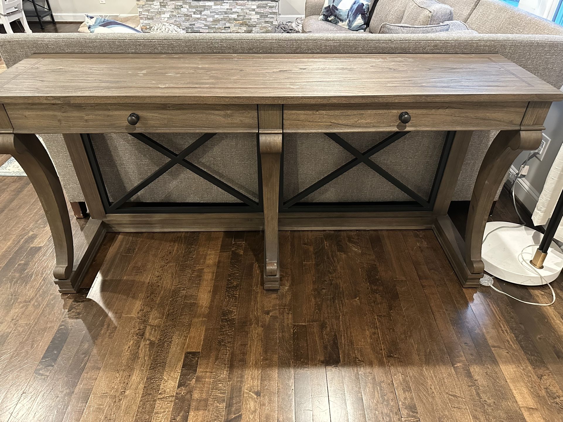 Accent Table