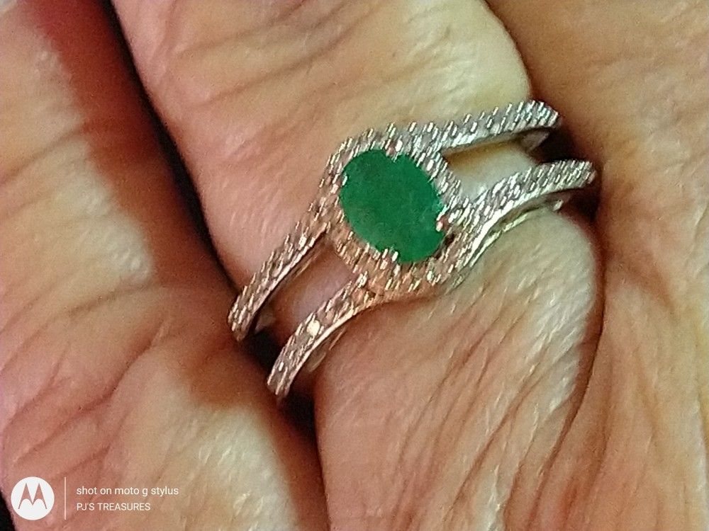  (4-SET)AAA KAGEM EMERALD , WHITE SAPPHIRE, *PLUS (3) MORE *  (INTERCHANGEABLE) /JEWELED BAND  STERLING RINGS SET/SIZE 9/ PLEASE READ BELOW *DETAILS.*