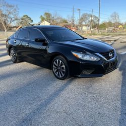 2017 Nissan Altima 2.5 SV $7899$