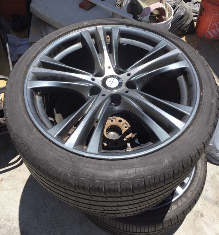 19 inch Michelin run flat tires with BMW rims
