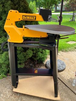 DeWalt 20” Scroll Saw
