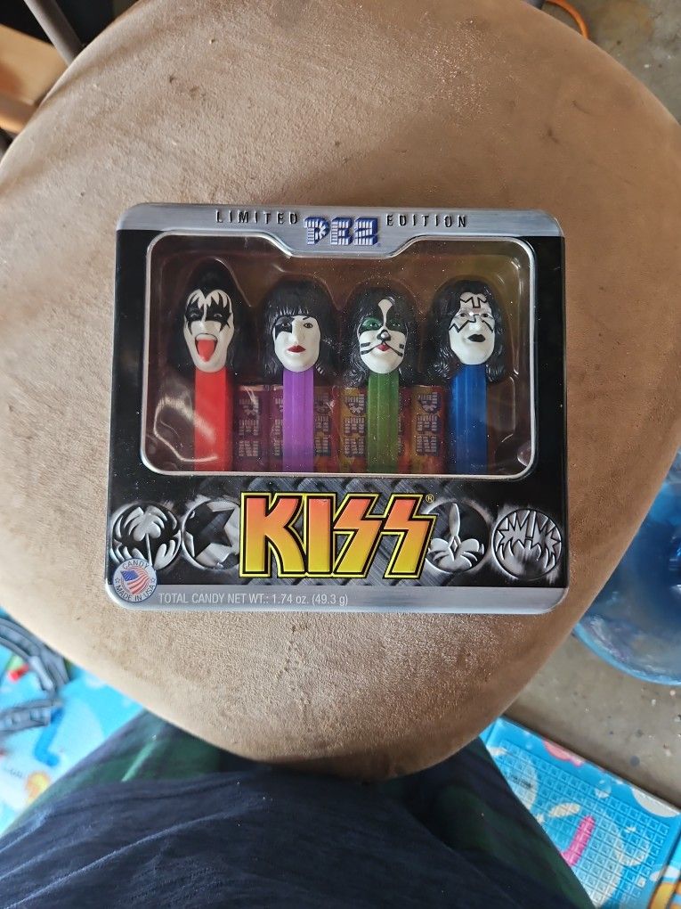 KISS PEZ