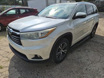 2016 Toyota Highlander XLE