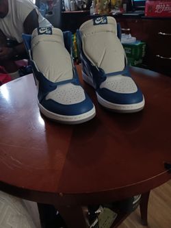 AIR JORDAN 1 HIGH OG TRUE BLUE