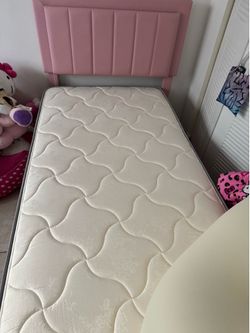 Twin size bed for sale