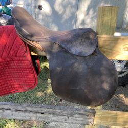 Old English Saddle 