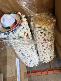 Mexican Hat With Clips 1$