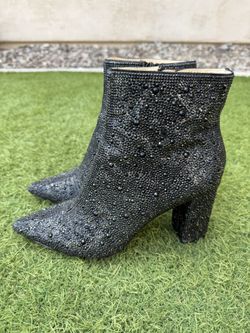 Betsey Johnson Sparkle Booties Size 8.5