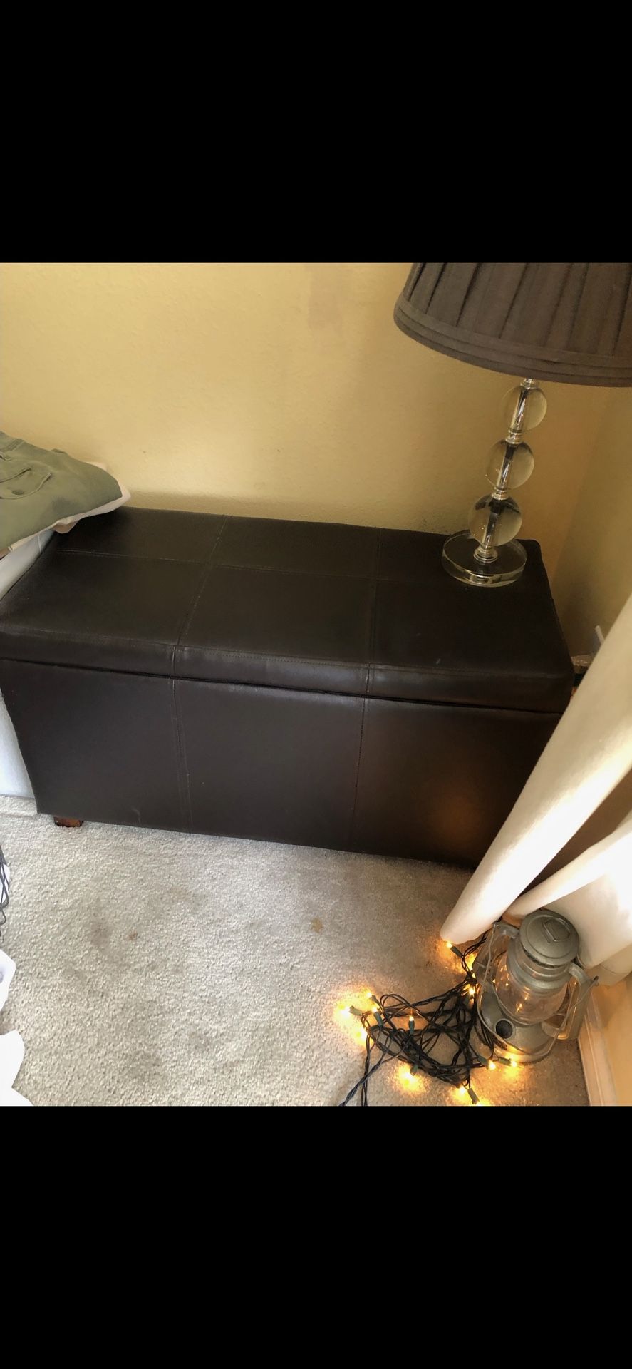 This Item Item Is Available In Wintergarden Florida. I Am Posting For My Sister.