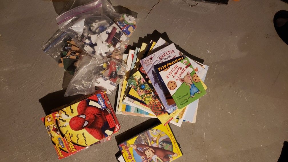 Childrens Books, DVDs, And Puzzles