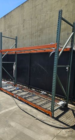 Industrial pallet rack warehouse