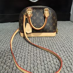 Louis Vuitton Alma BB