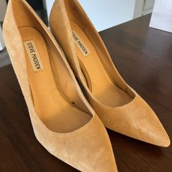 Assorted Heels Size 8.5