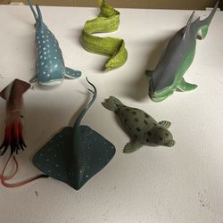 Sea animals toy lot