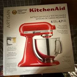 Artisan® Series 5 Quart Tilt-Head Stand Mixer, Kitchen Aid