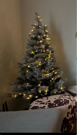 Flocked Artificial Christmas Tree with Lights