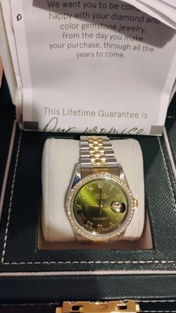 1988 olive dial diamond bezel two tone datejust Rolex