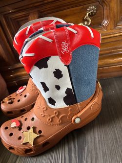 Jessie croc boots women size 11