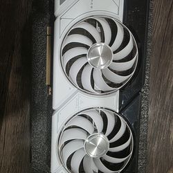 ASUS RTX 4070 DUAL OC WHITE 12GB
